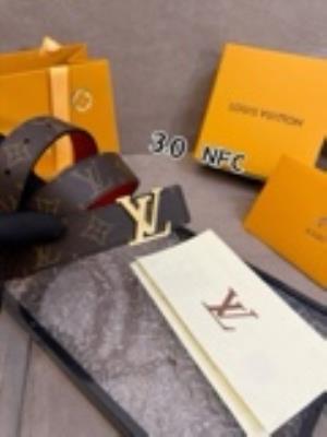 wholesale quality louis vuitton initiales lady belt model no. 834